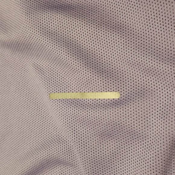 Nike Dri-Fit Running Gear with Tank and Shrug (0741) - Picture 10 of 11